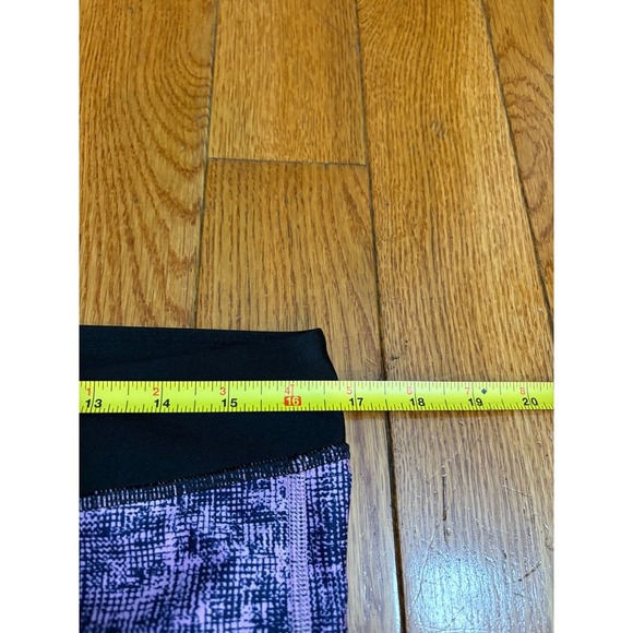 Women's Under Armour XL HeatGear Compression Crop Leggings Purple Athletic - Picture 6 of 8